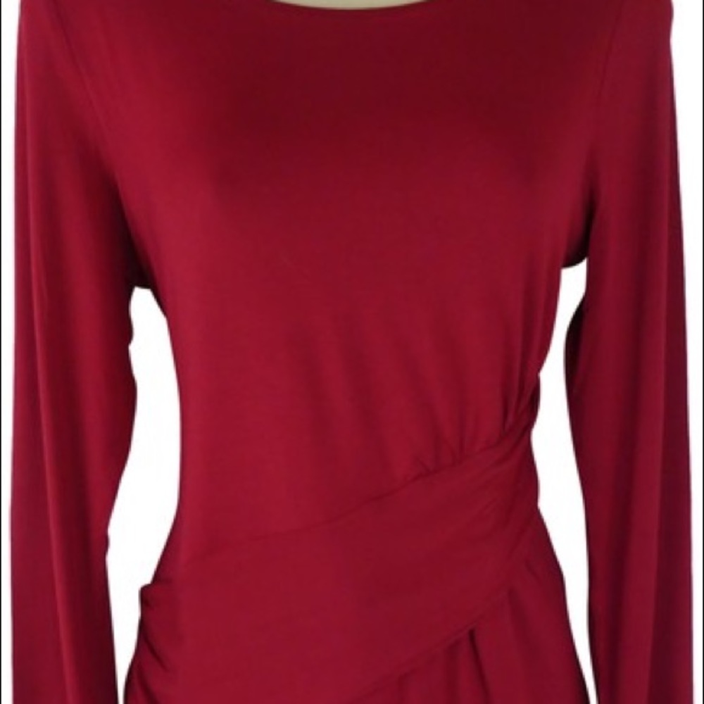 Beautiful red CAbi womens top #946 with sash detailing!